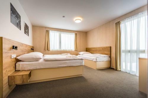 Hotel Mon�nec Nov� Javorka