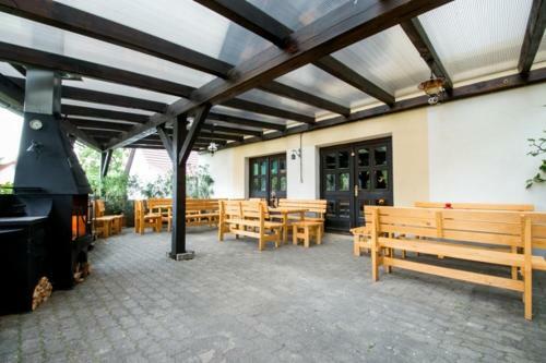 Hostal Penzion U Kostela Ml�ka