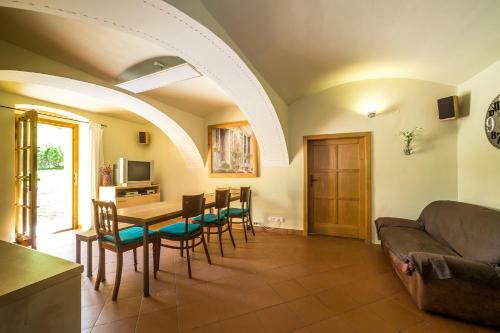Apartm�n Zahr�dka