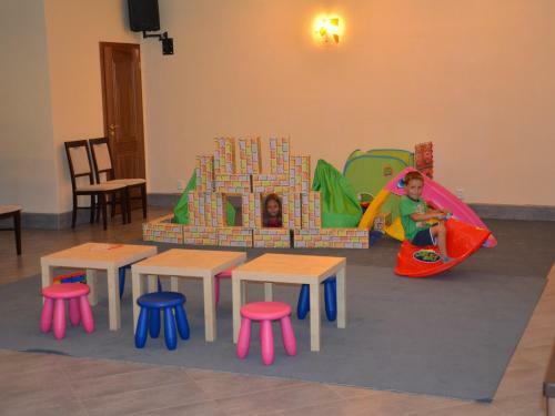 Hostal Li?k?v Ml�n