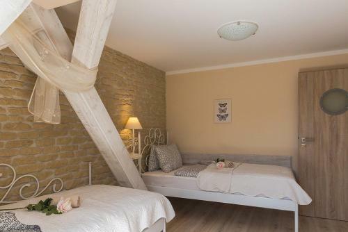 Hostal Penzion Na Palub?