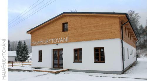 Hostal Penzion M�ja