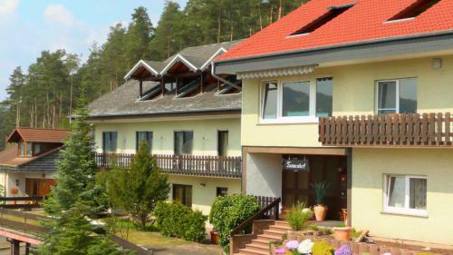 Hostal Landhaus Tannenhof