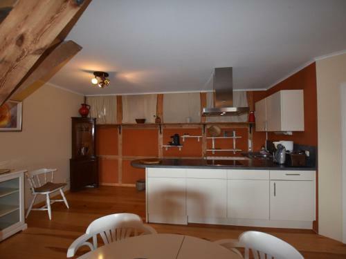 Rustic-style Apartment In Buschenhagen With Garden