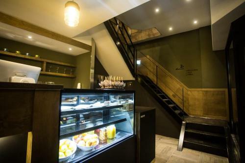 Gallery Tourist Hotel