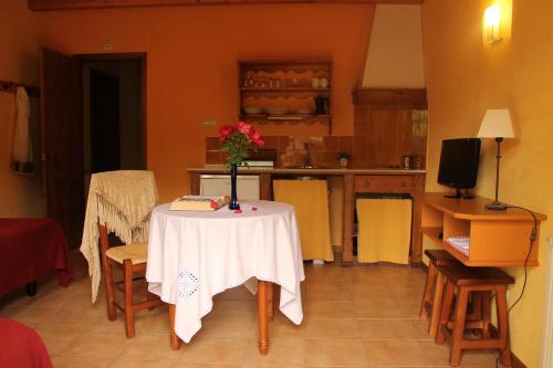 Apartaments La Taverna Dels Noguers