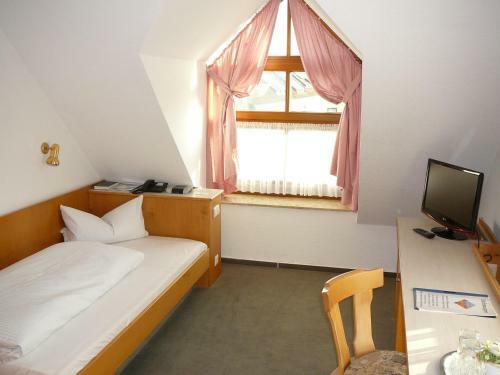Hostal Hotel Garni Schmid
