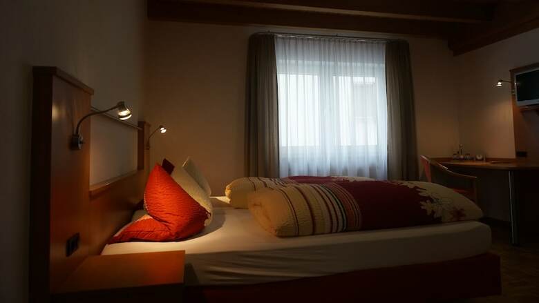 Hostal Gasthof Zum See