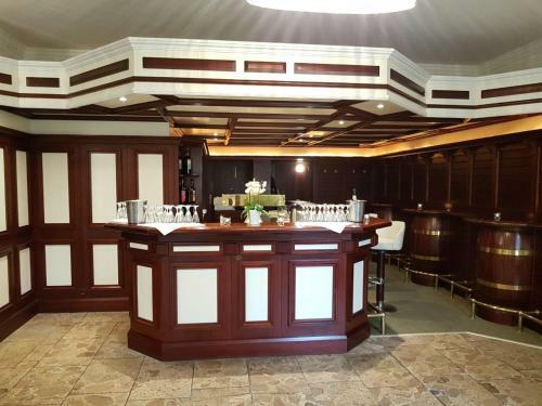 Bed & Breakfast Hotel Waldschl��chen