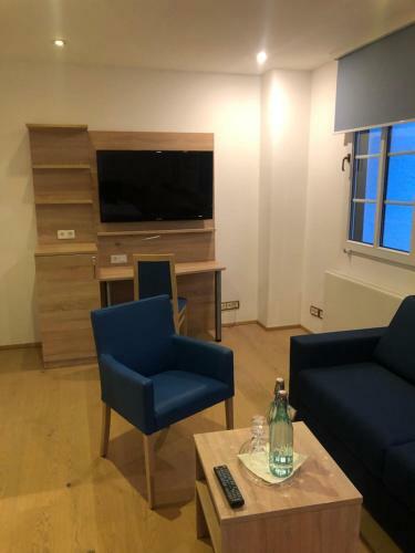 Hotel & Gastropark Loem�hle-restaurant-biergarten