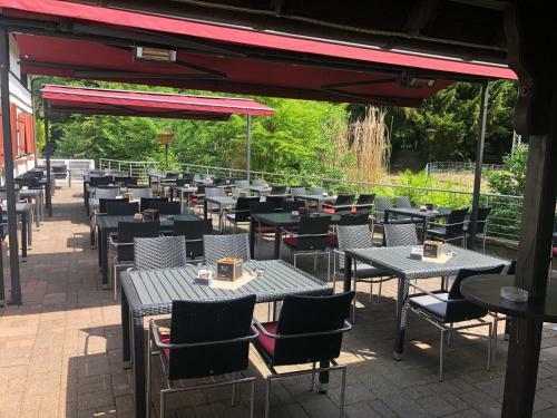 Hotel & Gastropark Loem�hle-restaurant-biergarten