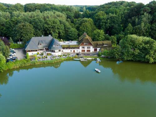 Hotel Fischerklause Am Lutjensee