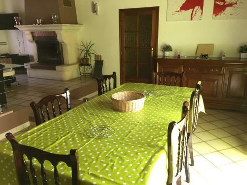 Hostal Maison D'h�tes Les Boulb�nes