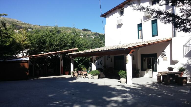 Bed & Breakfast La Regina Di Adrano