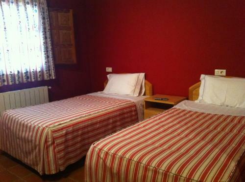 Hotel L'ermita Casa Ripo