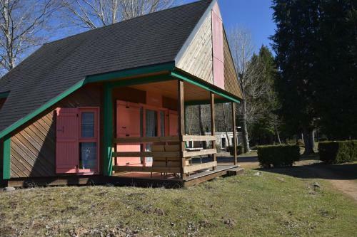 Camping Domaine Du Lac Chambon
