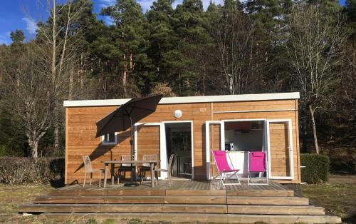 Camping Domaine Du Lac Chambon