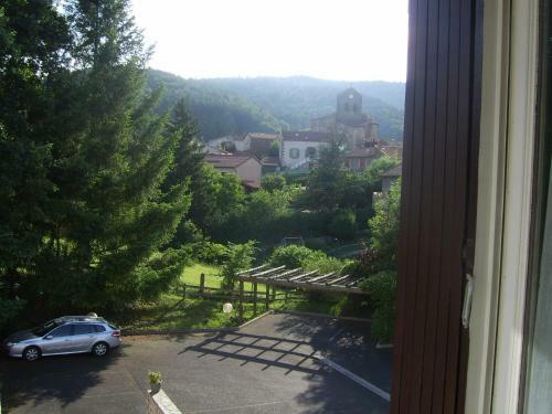 Hotel H�tel Les Rives D'allier
