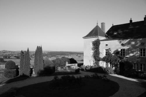 Hostal Chateau De Martigny