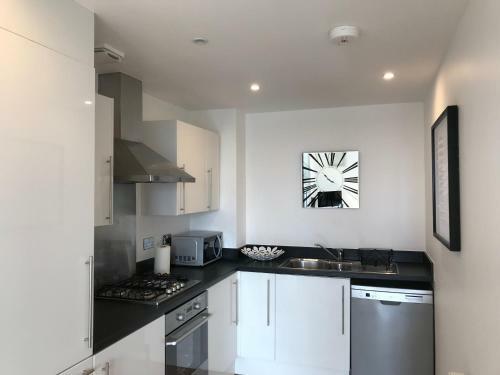 Bedford Central Apartment With Free Secure Parking