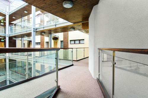 Central Belfast Apartments: Winter Gardens I