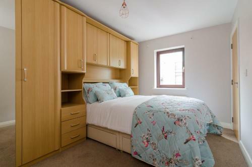 Central Belfast Apartments: Winter Gardens I