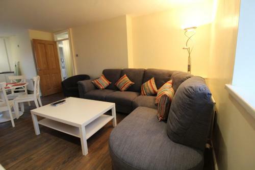 Maryville Apartment By Townlets