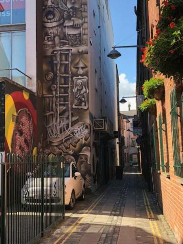 Apartamento Piazza View, Cathedral Quarter