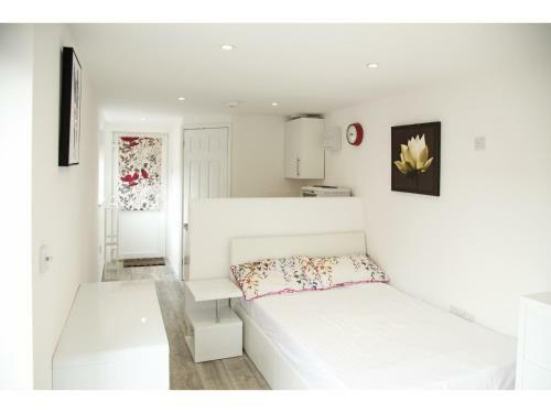 Apartamento Bright And Airy Garden Studio
