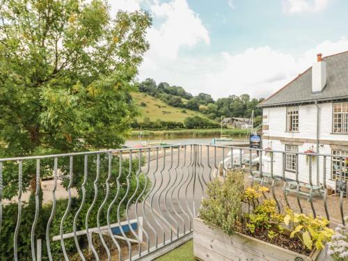 1 River Cottage, Calstock