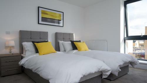 Apartamentos Addenbrookes Accommodation - de Havilland House