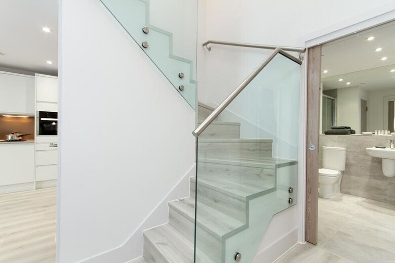 Apartamento Citystay - Midsummer Mews