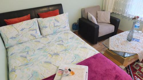 Hostal Welcome Inn Residence & Suites