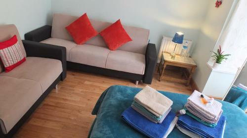 Hostal Welcome Inn Residence & Suites