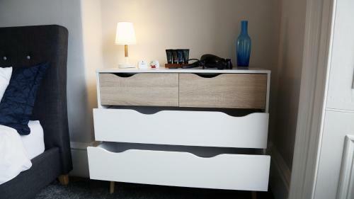 Anchored - Spacious Apartment In Glasgow's Southside