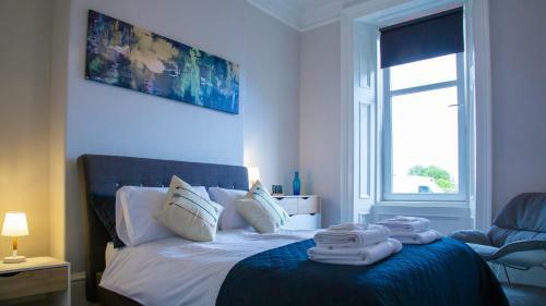 Anchored - Spacious Apartment In Glasgow's Southside