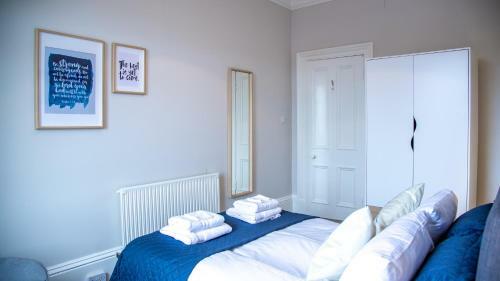 Anchored - Spacious Apartment In Glasgow's Southside