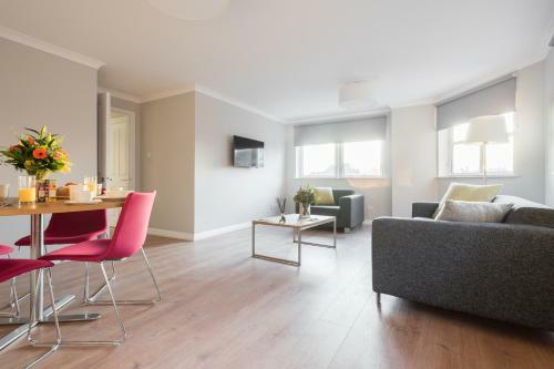 Aparthotel Premier Suites Plus Glasgow Bath Street