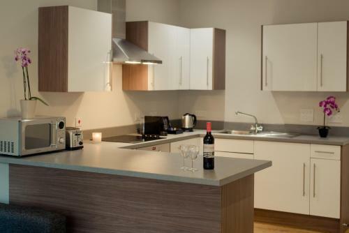 Aparthotel Premier Suites Plus Glasgow Bath Street