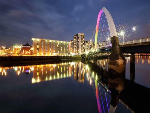 Glasgow Central River Apartment With Parking