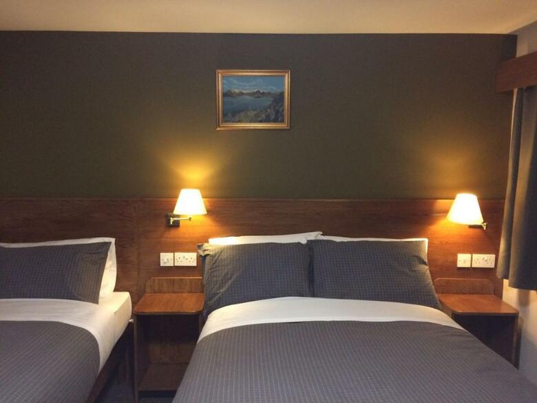Hotel Crosshill House