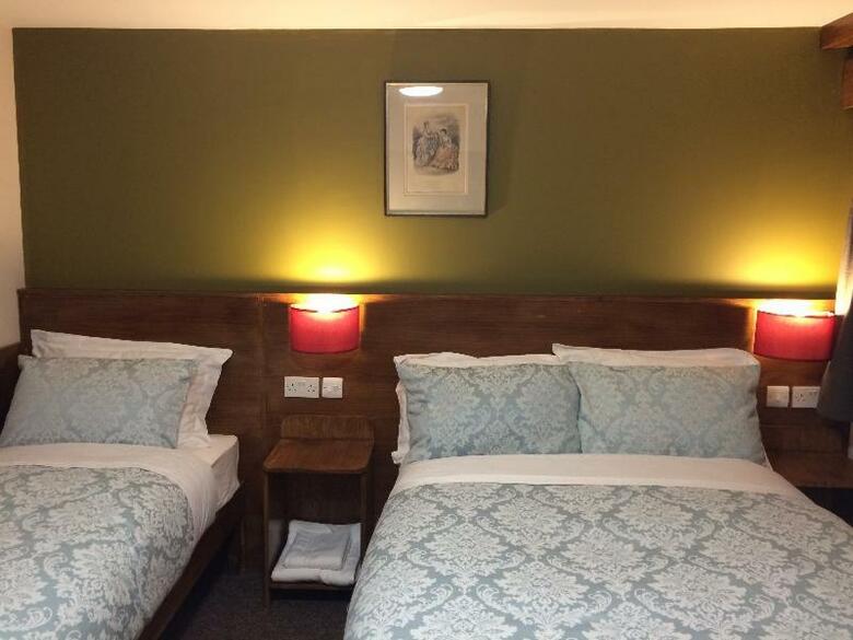 Hotel Crosshill House