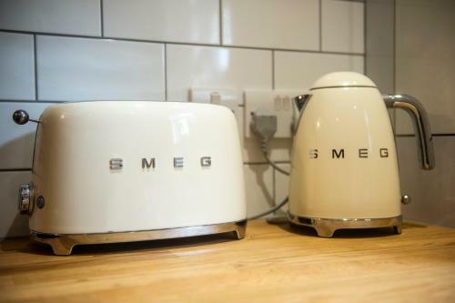 Amadeus Serviced Apartment