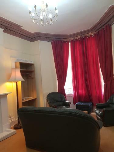 Bentinck Street Ground Floor Apartment