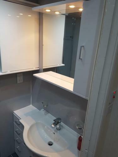 Bentinck Street Ground Floor Apartment