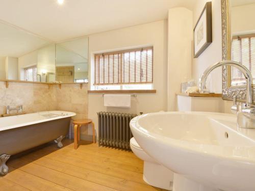 Pittards Farm Cottage, Silver Street, East Lambrook