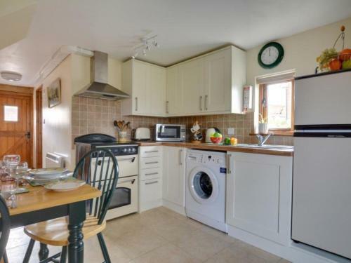 Holiday Home Newchurch Barn