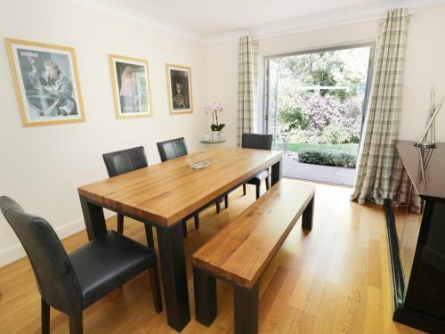 The Willows, Shipston-on-stour