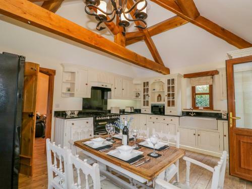 Hawthorn Cottage, Stainton, Nr Kendal