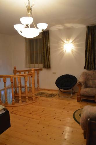 Hostal Juta Guest House